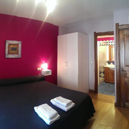 Zumargain Hostal Asteasu Habitación foto